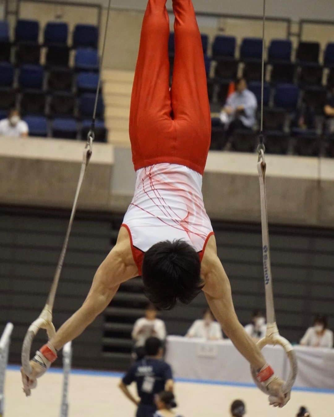 田中佑典のインスタグラム：「. 次戦は  9/9.10.16.17 『 TACHIKAWA TACHIHI CAP 体操 JAPAN OPEN 2023 』 会場：アリーナ立川立飛  9/9(土) 第56回全日本シニア体操競技選手権大会 9/10(日) 第1回男子スーパースペシャリスト選手権大会 に出場します  その前に、、💡  8/11(金・祝) 『 GYM Dream Festival 2023 in KOSHIGAYA 』 に出演します  会場：越谷市立総合体育館 開場 11:00 / 開演 13:00  どんな時間空間を共有できるか たのしみです👐  #体操競技　 #artistic #gymnastics」