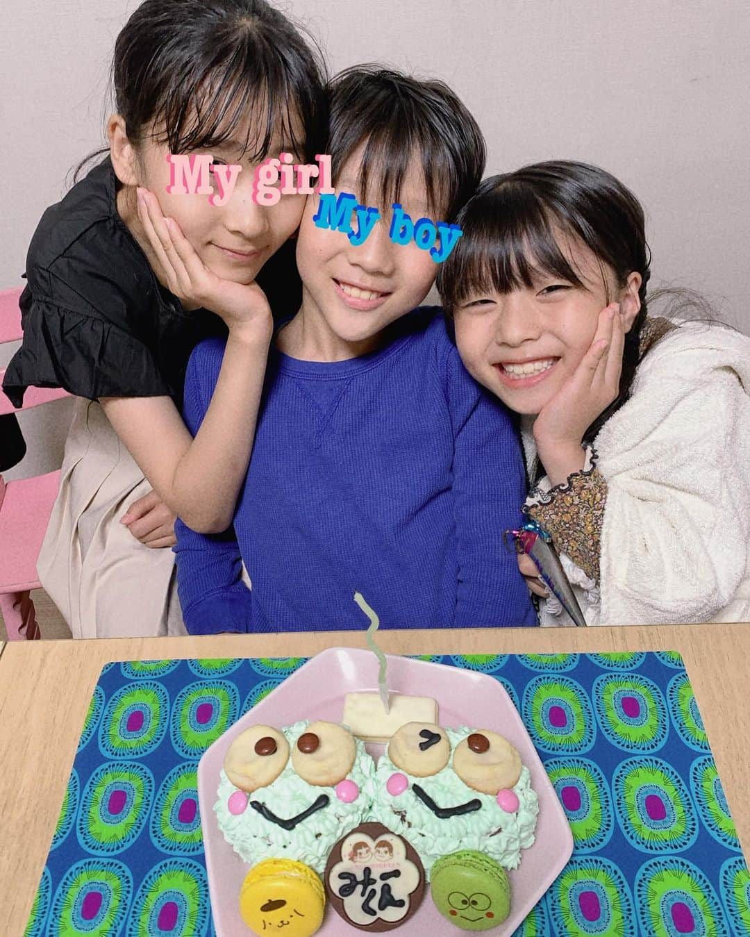 高橋まりなさんのインスタグラム写真 - (高橋まりなInstagram)「. Happy 10th birthday !!! 息子のリクエストでけろっぴケーキ🐸💚 . 走るの大好き🏃‍♂️ 水遊びが大好き🚿 磁石が大好き🧲 ぬいぐるみが大好き🧸 ファミチキが大好き🍗 牛乳が大好き🥛 . その中にバスケが入ってほしいなーっていつも思っている🏀笑 もう10歳！ 未来に幸あれ✨ . . . #ものすごく時差投稿#息子#お誕生日#お誕生日おめでとう#10歳のお誕生日#6月1日生まれ#3きょうだい#けろけろけろっぴ#けろっぴケーキ#手作りケーキ」7月20日 12時58分 - marina._.takahashi