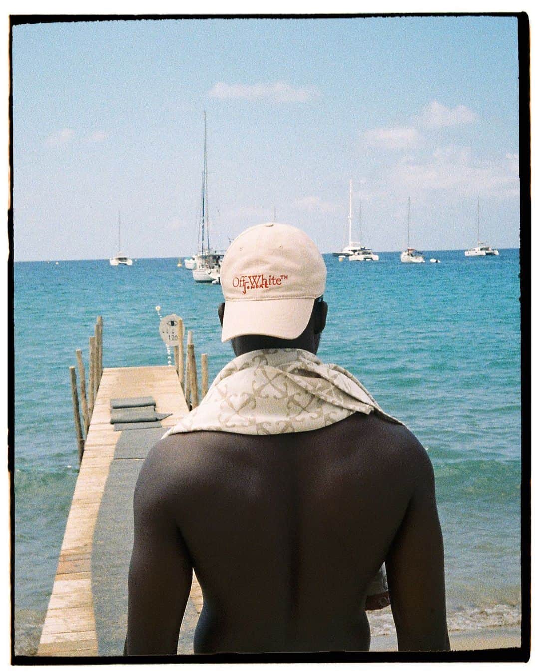 OFF-WHITE C/O VIRGIL ABLOHのインスタグラム：「“currently” ~ Off-White™ takes over @casajondal」