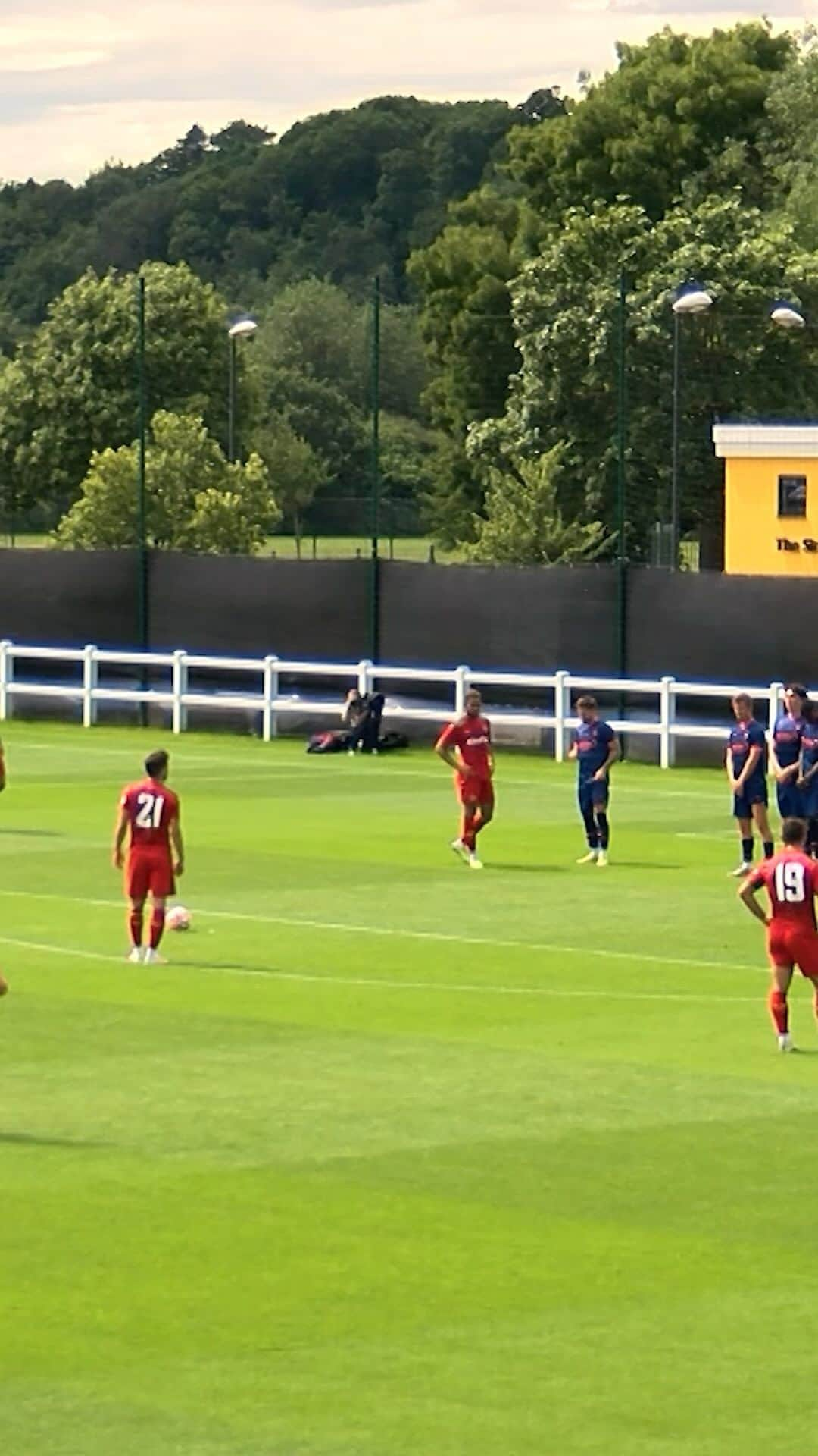 パブロ・サラビアのインスタグラム：「Pablo Sarabia finding the top corner 🎯」