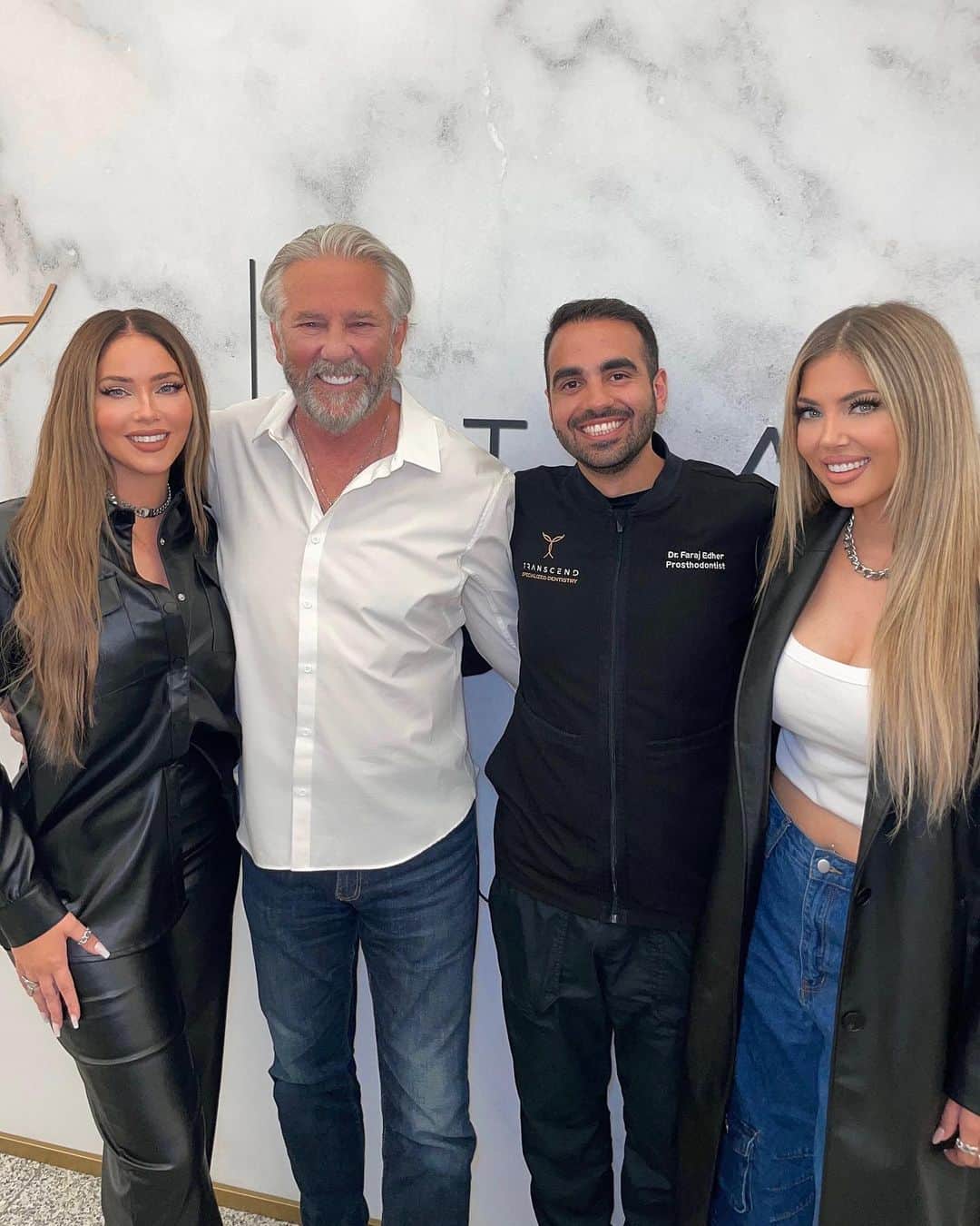 Olivia Piersonさんのインスタグラム写真 - (Olivia PiersonInstagram)「So happy to share my Dads new smile with you guys! @drfarajedher is truly the best out there, we are beyond thrilled at the results! 🦷 The team at @transcend.dentistry couldn’t be more helpful, kind, knowledgeable & accommodating to us during this smile makeover! Thank you so much @drfarajedher for helping us give our Dad the Gift of a Smile! 🤍 #giftofasmile」7月20日 5時47分 - oliviapierson