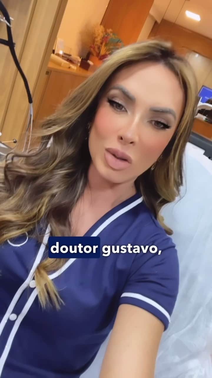 Nicole Bahlsのインスタグラム：「Vocês cuidam da saúde da sua perna? Eu sim!!!  Sempre quando eu venho a São José do Rio Preto, não deixo de marcar a minha consulta com o @drgustavomarcatto, que é mundialmente conhecido pelo seu trabalho.  Como a minha vida não para, faço o tratamento a laser, que além de proporcionar conforto, ele não causa dor e você pode retornar para a casa caminhando. No meu caso eu ainda fui para um rodeio rsrs   Se você quer se livrar daqueles vasinhos indesejáveis, corra e agende um horário com o @drgustavomarcatto 😉😘」