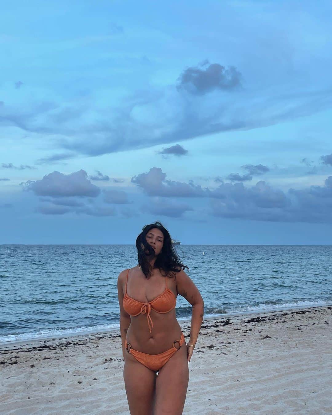 La'Tecia Thomasのインスタグラム：「🍑y keen」