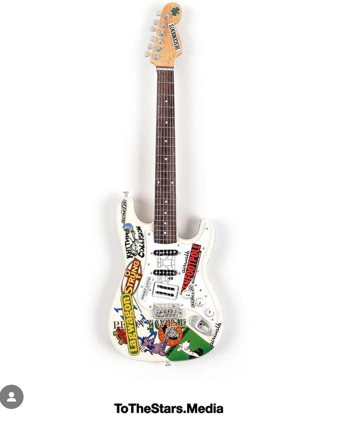 トム・デロングのインスタグラム：「My signature “DAMMNIT” @fender Miniature Replica Guitar collectible is now available for Pre-Order on www.ToTheStars.Media by @tothestars.media」