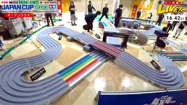 ミニ四駆のインスタグラム：「【ミニ四駆 ジャパンカップ2023 大阪大会 オープンクラス優勝決定戦‪】‬ファイナルに勝ち進んだのは僅かに2名！マッチレースの大激戦を制したのは！？  #ミニ四駆  #mini4wd  #tamiyamini4wd」