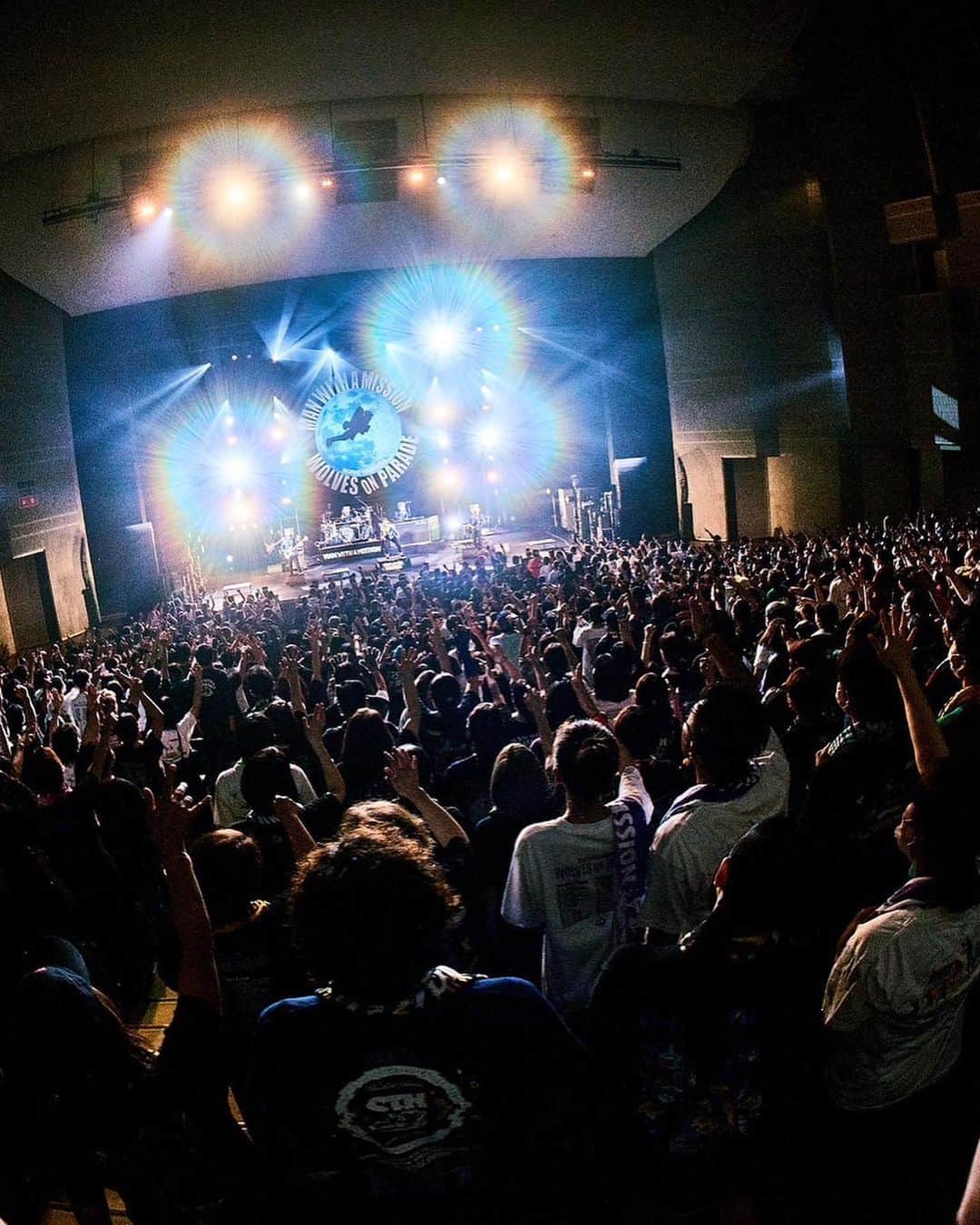 Man With A Missionのインスタグラム