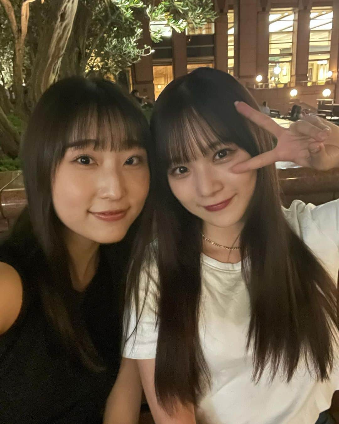 のインスタグラム：「🌻  まなかちゃんとご飯行ってきた☺️  ご飯のあと少し歩いて ベンチに座ってたくさんお話してた〜  楽しかったありがとう🫶    #まなるる #稲場愛香 ちゃん #juicejuice #段原瑠々」