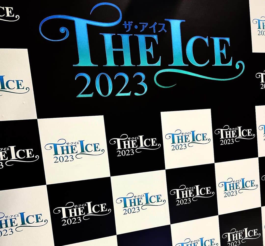 ジェイソン・ブラウンさんのインスタグラム写真 - (ジェイソン・ブラウンInstagram)「Rehearsals are underway!! れんしゅうが始まりました! 🥰⛸️ @fstheice   #theICE #japan #nagoya #figureskating #show #iceshow#skating」7月20日 21時20分 - jasonbskates