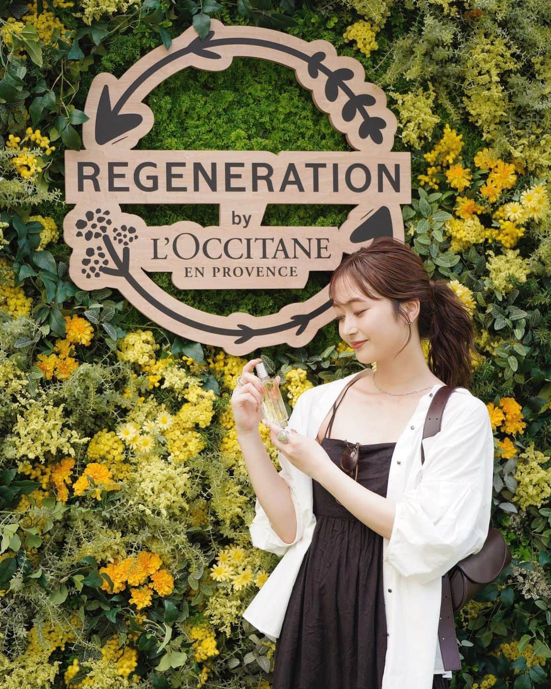 涼佳さんのインスタグラム写真 - (涼佳Instagram)「@loccitane_jp 🌼  ロクシタンのREGENERATIONイベントに参加してきました🍃  植物や生態系を可能な限り守りながら製品を作り、 自然へ恩返しをするように再生する。 いい香りの製品の裏側にある自然を守る活動を知れて すごく素敵だなと♡  7/21-7/23までの3日間、 イベントを渋谷宮下公園芝生広場で実施中なので ぜひ行ってみてください🐝♻️  #ロクシタン #loccitane #REGENERATION #miyashitapark #loccitanepr」7月20日 21時22分 - _ryoka_870