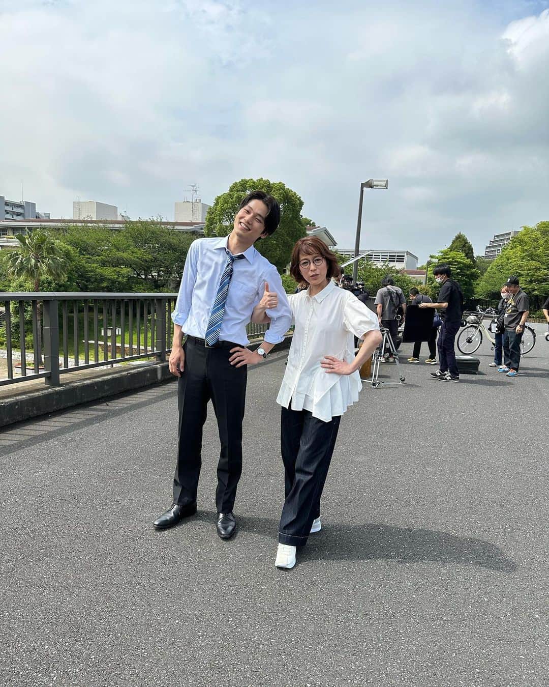 中川大輔さんのインスタグラム写真 - (中川大輔Instagram)「『この素晴らしき世界』 第一話、今夜22:00から！ 最初のシーンから面白くて… 笑っちゃいました笑笑 なのでぜひ22時から ご覧くださいー！！  あ母さんと。」7月20日 21時23分 - nakagawadaisuke_official