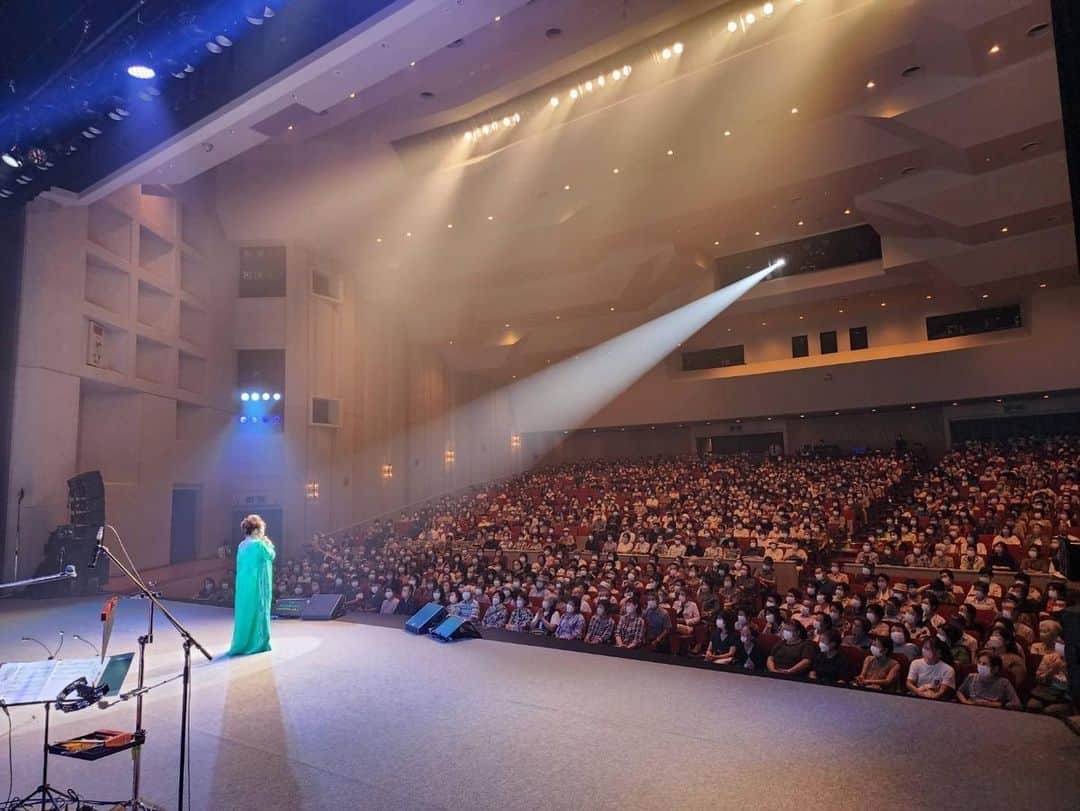 天童よしみさんのインスタグラム写真 - (天童よしみInstagram)「秋田県湯沢　大盛況　本当に たくさんのお客様感謝申し上げます  #星見酒#天童よしみ#松尾潔#本間昭光」7月20日 21時35分 - tendo_yoshimi_official