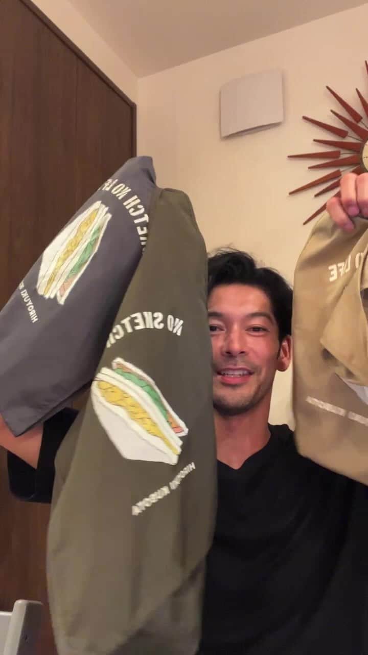 久保田裕之のインスタグラム：「Tシャツ、エコバッグを急遽作りましたー😁 明日21日(金)PM12:00〜7月28日(金)PM12:00で受注販売します😃 インスタプロフィールの左上にリンクを貼っておくので！是非覗いてみて下さい😁」