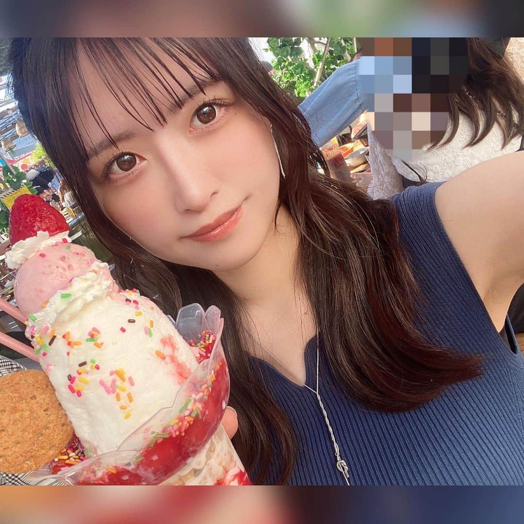 ぴちゅのインスタグラム：「秘密にしたいBBQ🥺🫶🏻画像ダブルタップ♥️コメント✍🏻保存の3点、大変嬉しいです！ .  絵文字のみのコメントも是非です。返信させて下さい！  皆さまBBQお好きですか❓❓❓ コメントఽ✍🏻で教えて下さい！ (昨日の投稿間違って消えてしまったのですみません😭🙏)  . .  今年もいってきました！ 屋上BBQ！はろーさん！ 楽しかった美味しかったなあああ🫨 ここは毎年来たいです🫶 私が伺った時は満席でした！ うまうま  ネックレスはこの日もceneです。お気に入りです！ . .  本日もこんな私の奇跡の一枚、別人のモリモリ画像と テキストを見て下さり誠にありがとうございました…！  いつも沢山のいいね＆コメント＆保存 大変感謝しております…。  . .  *****************🙇🏻‍♀️自己紹介🙇🏻‍♀️***************** ・名前：実物どぶねずみ　ぴちゅ  ・仕事 ①地上波やABEMA等の番組キャスティング （"オオカミには騙されない"（Netflix版も）含む 恋愛番組、バラエティ、ドラマ、特番等）、 主題歌、SNS企画のキャスティング ②動画系SNS全体責任者（TikTok等）、SNS企画考案 ③外部企業顧問 ④外部企業SNSマーケコンサル（数社） （③④は社内許可いただいております）  ・会社：AbemaTV、CyberAgent社員  ・SNS：600万再生／計150Ｋフォロワー  ・ネット上胡散臭いです ※tiktokのidもpichu921ですフォローぜひです。  ・無所属（ご依頼、お仕事相談など何でもDMぜひです。）  ※仕事内容、経歴、表彰系は @pichu921 のプロフ＆  その真下のリンクをタップ→上部の「もっと見る」  をタップして見ていただけると嬉しいです。 ************************************************  . .  ※早いコメントは勝手に順位コメントを返信させていただいております。 ※通知はプロフ右上のベルマーク🔔内全てチェックで届きます。 ※いいねして下さった方の投稿を たまにいいねさせていただいております…🙇‍♀️㊙️ Please double tap the image&comments! 좋군,댓글,기다릴게요! 너무 기뻐요!"不错"还有"评语"我会等你的! thankyou hello_beergarden」