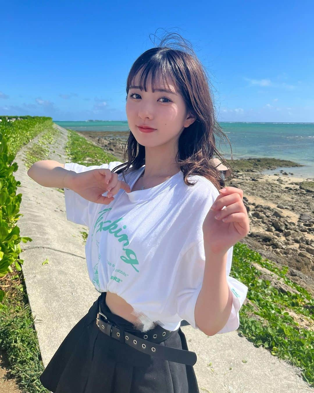 梅原麻緒さんのインスタグラム写真 - (梅原麻緒Instagram)「次沖縄行く時は絶対海に入りたい！ 今年まだ水着着れてないからどっか海とかプールとか行きたいな！」7月20日 22時28分 - teratera_mao