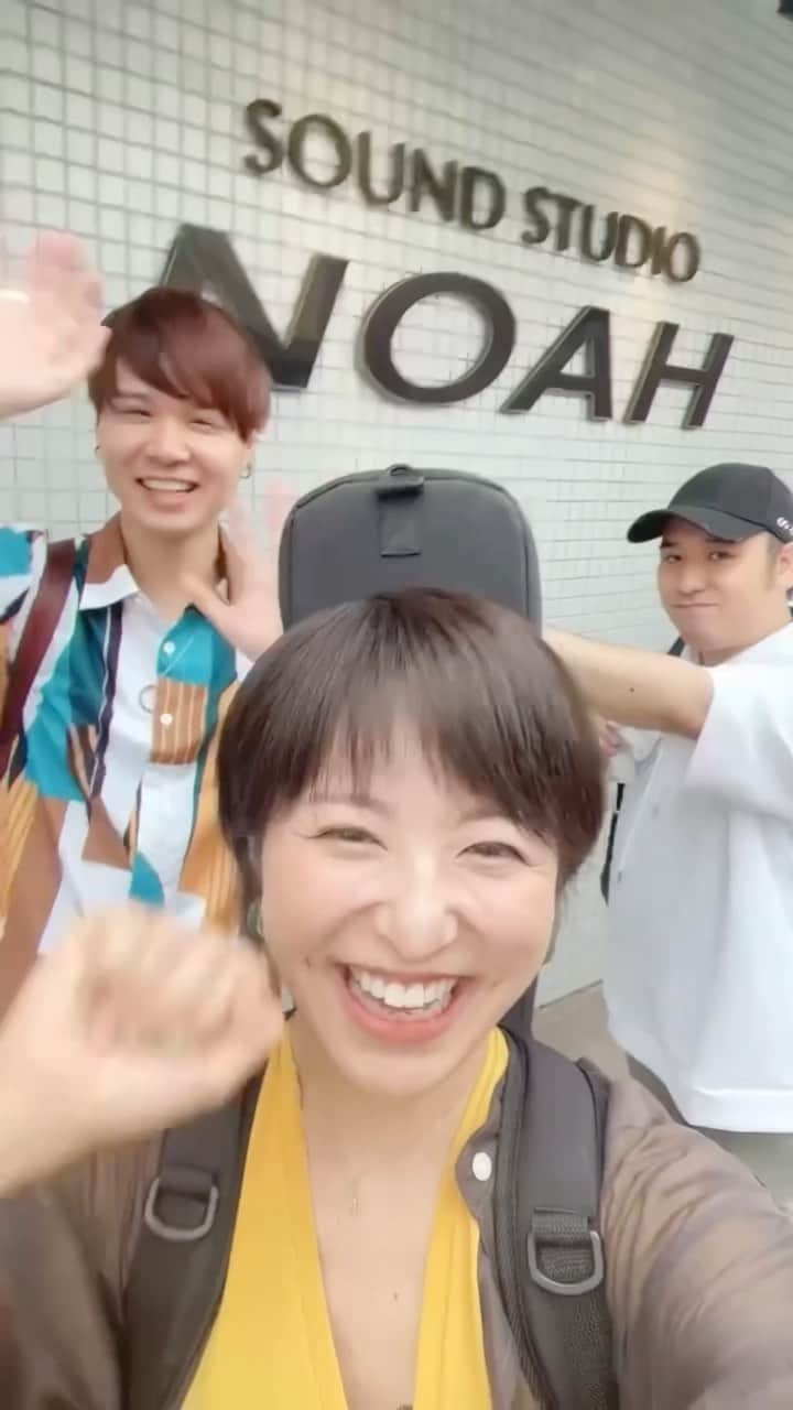 神園さやかのインスタグラム：「カウントダウン動画再開！20周年ワンマンまであと1ヶ月🔥 #ラジオ #生放送 #リハーサル #バースデーライブも待ってる！」