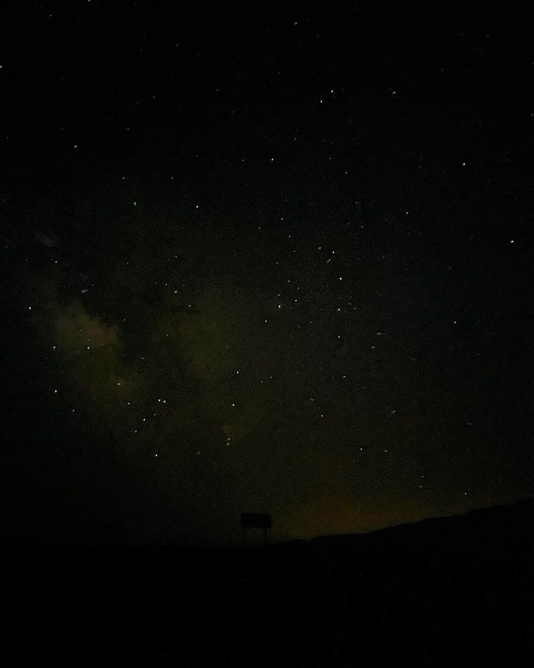 タック・ワトキンスさんのインスタグラム写真 - (タック・ワトキンスInstagram)「I told my kids that using my iPhone to photograph the stars was pointless right before they snapped pictures of the Milky Way. 😳 Death Valley @10pm. #NoFilter」7月20日 14時27分 - tucwatkins