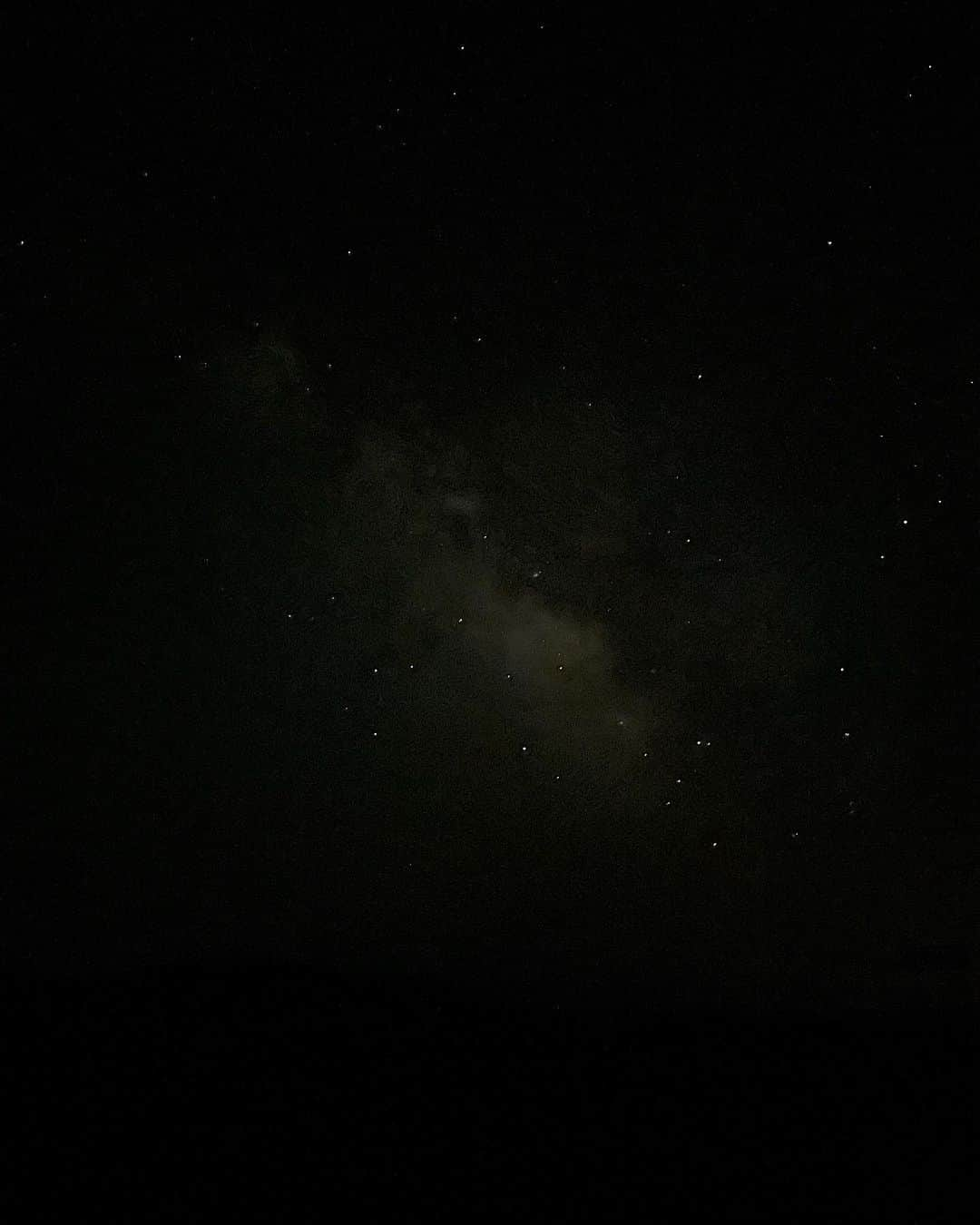 タック・ワトキンスさんのインスタグラム写真 - (タック・ワトキンスInstagram)「I told my kids that using my iPhone to photograph the stars was pointless right before they snapped pictures of the Milky Way. 😳 Death Valley @10pm. #NoFilter」7月20日 14時27分 - tucwatkins