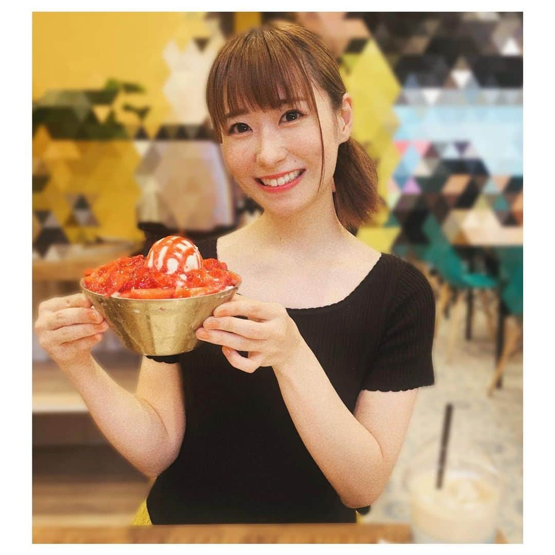 唯月ふうかさんのインスタグラム写真 - (唯月ふうかInstagram)「今年初かき氷🍧 いちごミルク味好き。  毎年、いちごにあまりお世話にならないから、この日は3年分位のいちごを食べた気がする🍓笑  みんなは何の果物が好き？ 私はね、、プラムとキウイかな🤭   #新大久保  #パッピンス  #かき氷  #いちご   #いちごミルク 味って美味しいよね🍓  #唯月ふうか」7月20日 15時40分 - fuka_yuduki