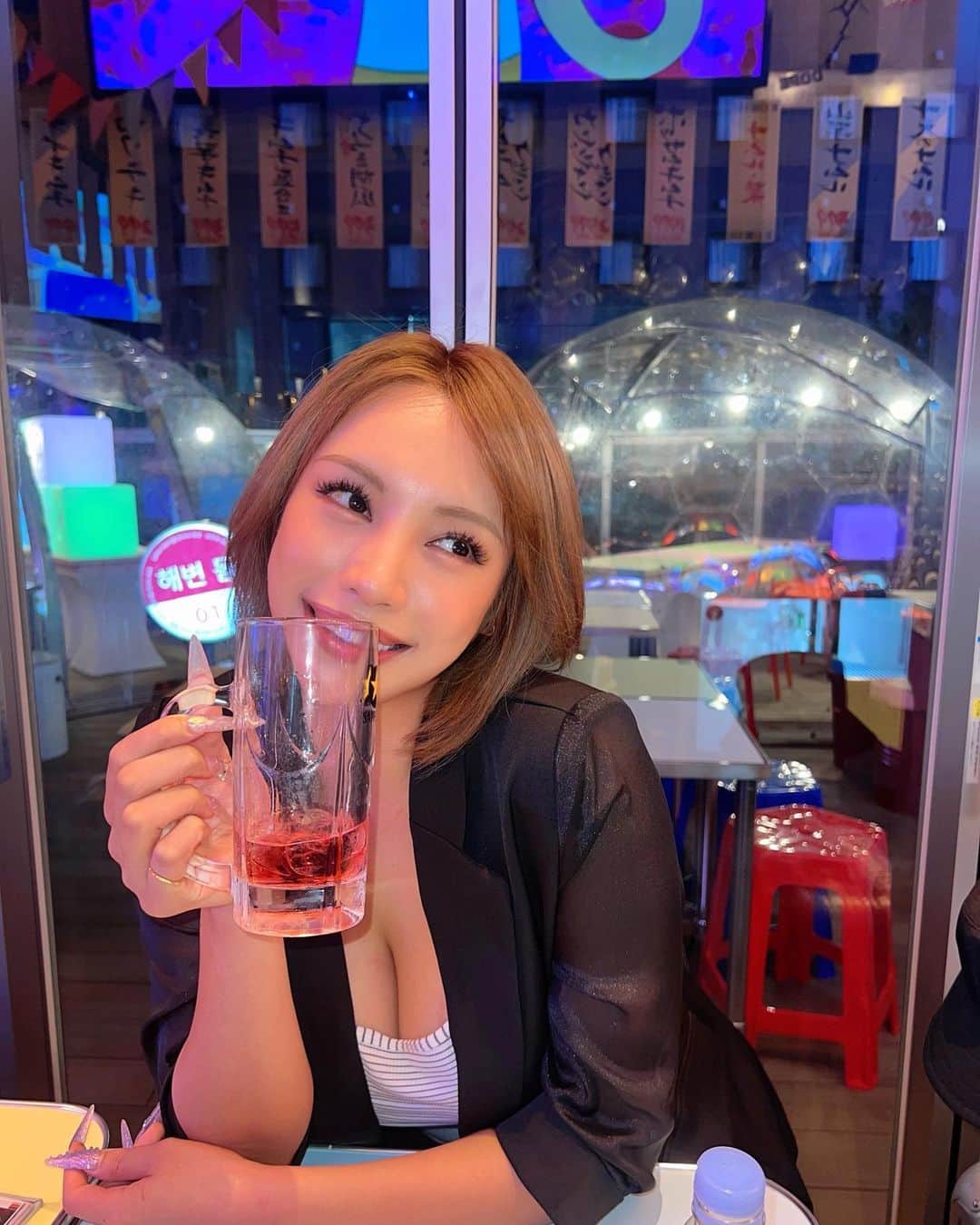 のインスタグラム：「안녕〜🩵🩵  #cyberjapan #junon #korea #美酢」