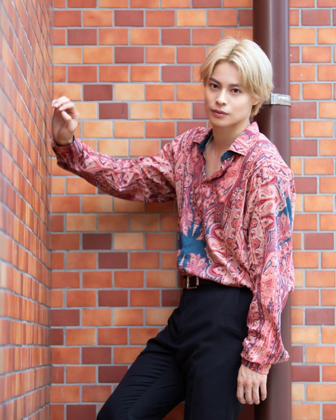 宇野結也のインスタグラム：「. トレンディは突然に RUN FOR YOUR WIFE  ご来場頂いた皆さまありがとうございました。 やっぱり芝居が好きです。  もっといい芝居がしたいし、これからもたくさん素敵な芝居に関わりたい。 頑張ります。頑張りまくります。  これからも応援宜しくお願いします。」