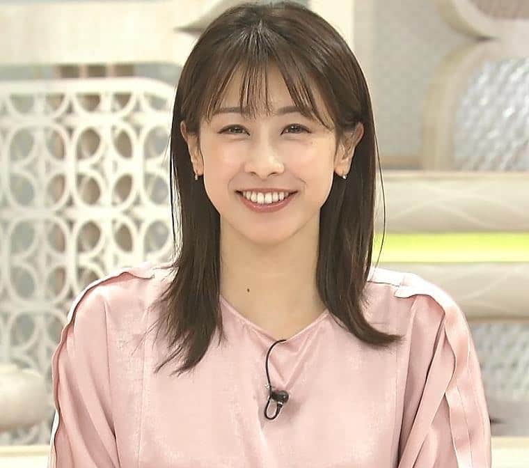加藤綾子のインスタグラム：「#加藤綾子 #かとうあやこ#かとぱん#人妻#美人#カトパン#女子アナ#フリーアナウンサー #アナウンサー」