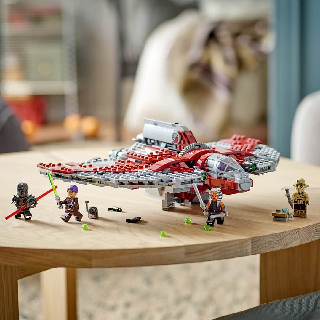 HYPEBEASTさんのインスタグラム写真 - (HYPEBEASTInstagram)「In August, new @starwars content is set to release with the ‘Ahsoka’ series, and as a result, @lego is gearing up to release a variety of new ‘Star Wars’ sets.⁠ ⁠ Three ‘Ahsoka’-themed sets lead the lineup as the first Ahsoka Tano’s T-6 Jedi Shuttle arrives with a maroon and gray finish. Four minifigures including Sabine Wren, Professor Huyang, Marrok, and Ahsoka Tano herself are also included. As for the second set, the New Republic E-Wing vs. Shin Hati’s Starfighter allows owners to recreate a battle that likely takes place in the show. LEGO has also revisited both the Ghost and the Phantom II, popular sets that appeared previously as ‘Star Wars Rebels’-themed. ⁠ ⁠ Additionally, LEGO is continuing its celebration of ‘Return of the Jedi’’s 40th anniversary, releasing a 2,319-piece buildable Chewbacca. The set is over 18 inches tall and comes with a stand for the model to rest in place along with a plaque with information. ⁠ ⁠ All sets are currently scheduled to release on September 1, ranging from $60 USD to $200 USD. Swipe to get a closer look.⁠ Photo: LEGO」7月20日 16時45分 - hypebeast