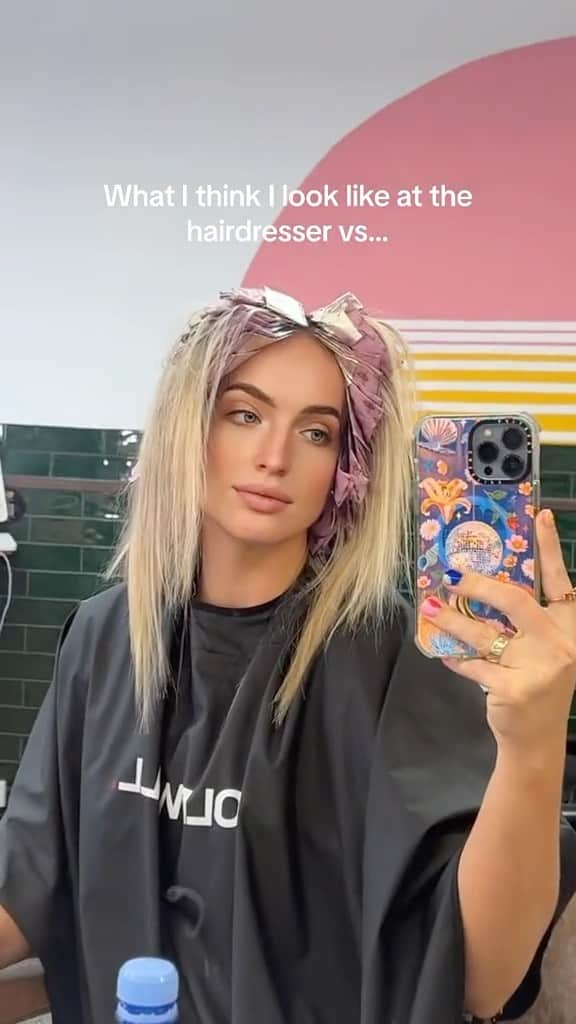 シェパードのインスタグラム：「No one looks good getting their hair done 😂」