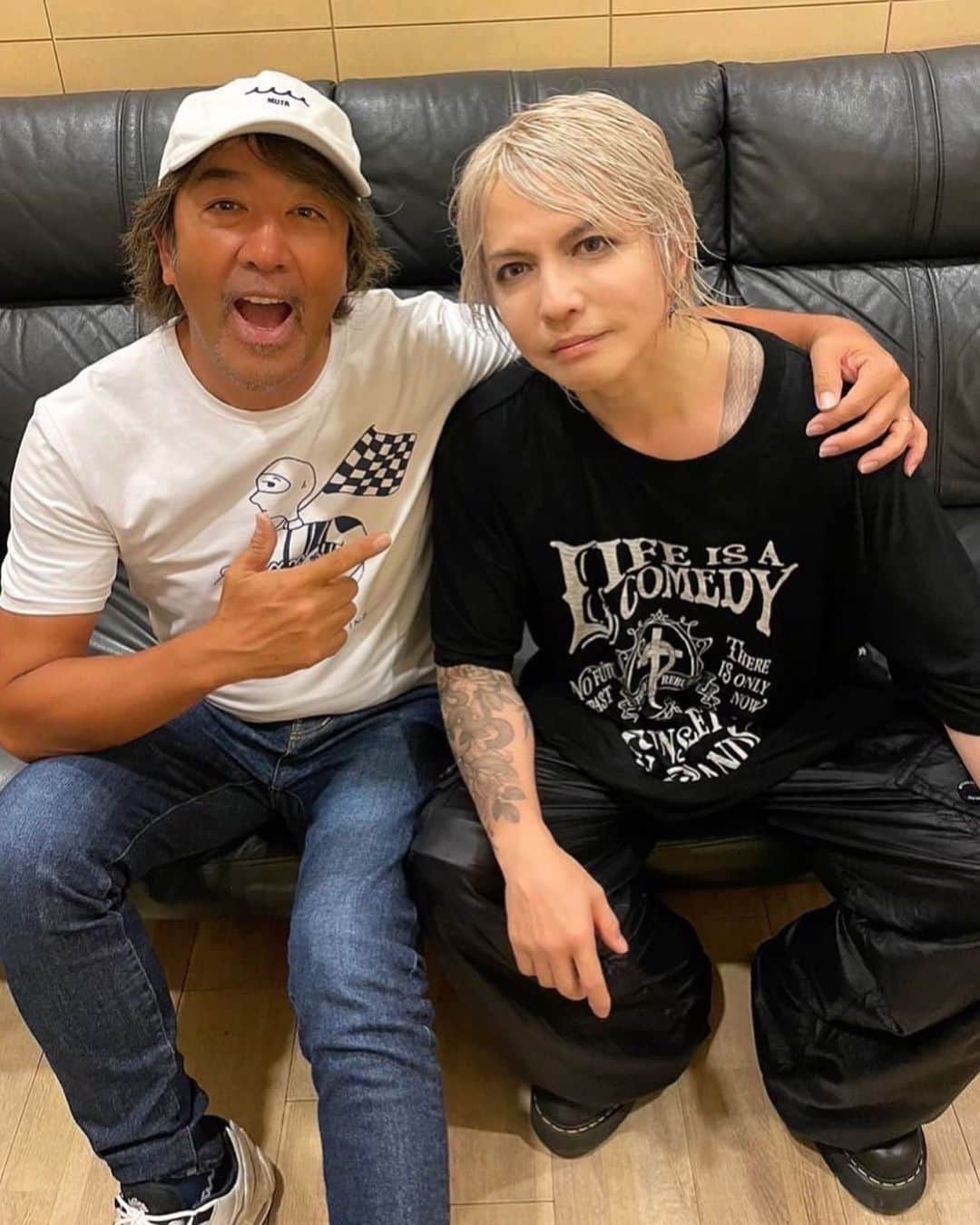 黒岩唯一さんのインスタグラム写真 - (黒岩唯一Instagram)「HYDEさんのLive初日！！ 行ってきました！！ 最高でした！！すごいカッコいいです！！ ROCKが好きな方は、絶対見た方が良いLiveですよ！！ また、2階席からは、撮影オッケー👌 雰囲気をお裾分け😊  @hydeofficial  #黒岩唯一 #声出し解禁  #最高」7月20日 16時55分 - tadakazukuroiwa