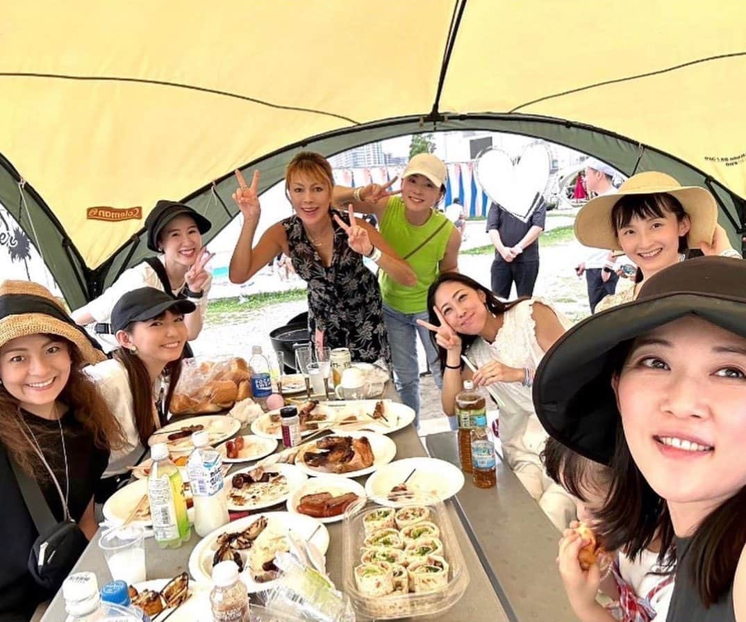 花蝶しほさんのインスタグラム写真 - (花蝶しほInstagram)「#同期と #BBQ #しました #久しぶりに #会えた人も #いっぱいで #めちゃくちゃ #楽しかった #紗良も #楽しかったみたい #最高な仲間 #楽しいひと時を #有難う」7月20日 17時01分 - s1h0i1h2o