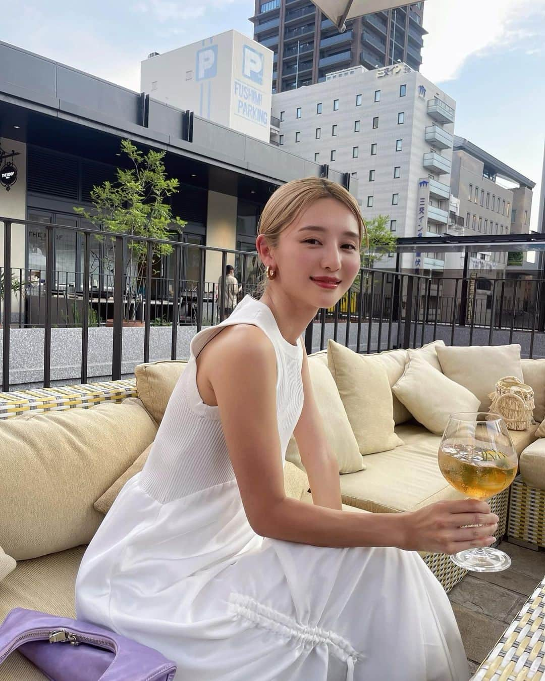 優木望未さんのインスタグラム写真 - (優木望未Instagram)「夕方から幸せ時間…🍹  只今、全国7都市で開催されているCHANDONオレンジサマープロモーションにお邪魔させて頂きました🍊✨  🥂 @chandon   すっきりとしたフルーティな味に、 氷を入れて夏らしい爽やかな風味でした…♡🧊 だいすきです🍊  この夏の開放的なシーズンに CHANDON GARDEN SPRITZを堪能してみてください🩵  #Hostedby  #シャンドン #CHANDON  #オレンジサマー  #青空シャンドン #SPRITZtime!  #ガーデンスプリッツ  #GARDENSPRITZ  #Sponsored  #DrinkResponsibly」7月20日 17時19分 - im__non