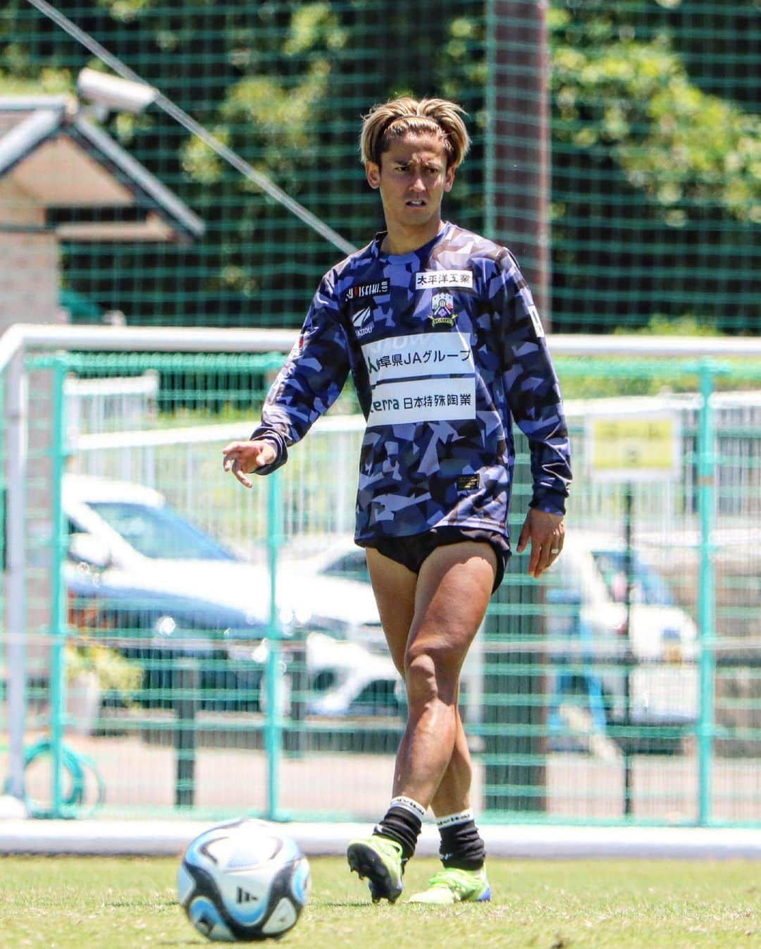 ＦＣ岐阜さんのインスタグラム写真 - (ＦＣ岐阜Instagram)「. 【長野戦まであと❷日🍀】 7.20(Thu)  TRAINING PHOTO📸  #fcgifu #FC岐阜 #MOVEYOURHEART #生地慶充 #藤岡浩介 #田口裕也 #久保田和音 #川上竜 #田中順也 #大野哲煥 #山内寛史 #藤谷匠 #柏木陽介」7月20日 17時21分 - fcgifu