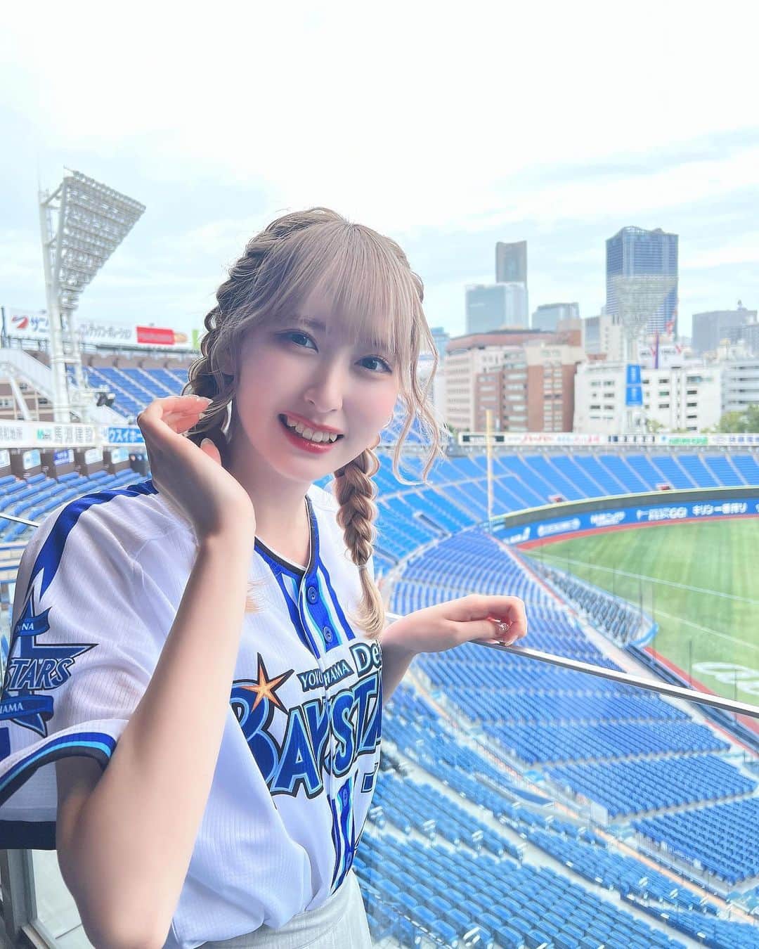 川中子奈月心のインスタグラム：「7月15日⚾️🍊💙  #baystars さん  #ノイミー」