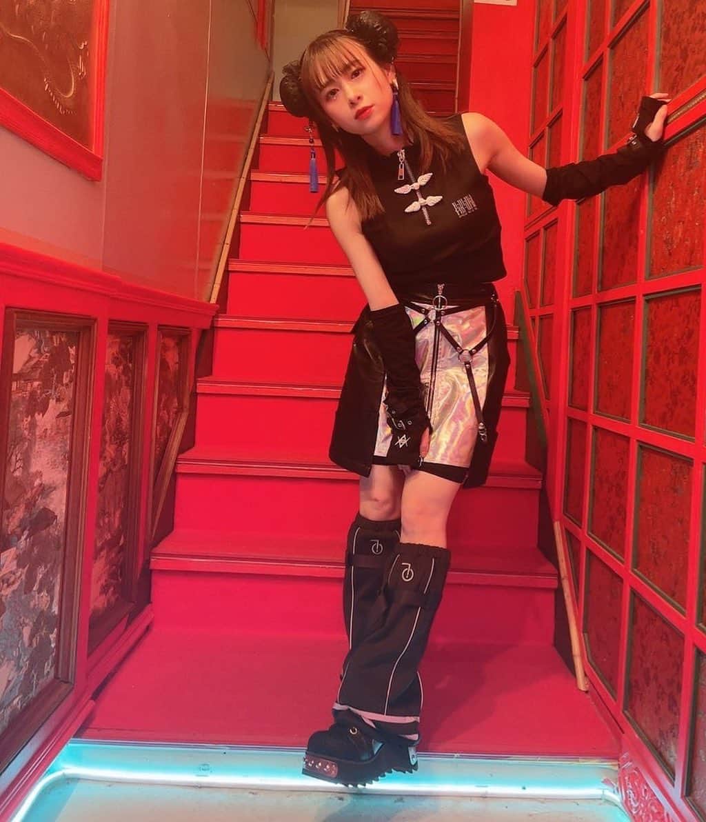 前田佳織里さんのインスタグラム写真 - (前田佳織里Instagram)「🎪前田佳織里の世界攻略集会2023🎪 たのしみだなっ！ スタジオもとっても素敵で色んな撮影して楽しかった〜！ぜひ続報やお知らせおたのしみに！ 前田のTwitterでも詳しくお仕事などツイートしてます！Instagramプロフィールにリンク貼ってありますのでぜひ〜🙋‍♀️  #前田攻略 #大阪 #チャイナ #撮影」7月20日 17時37分 - maedakaori_official