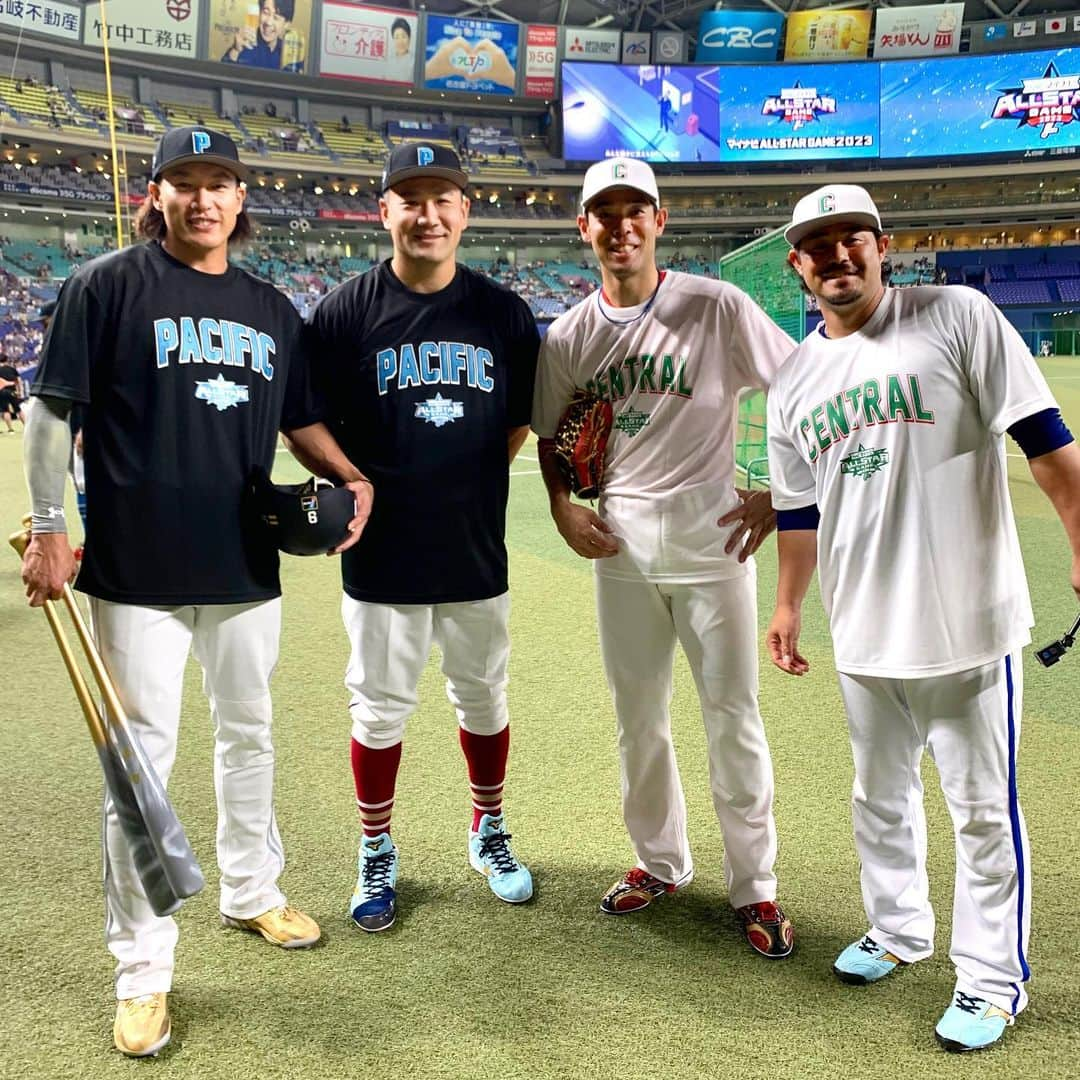 東北楽天ゴールデンイーグルスさんのインスタグラム写真 - (東北楽天ゴールデンイーグルスInstagram)「⚾️  バンテリンドーム ナゴヤでの第1戦の思い出📸✌🏼 ファンのみなさん、今日の第2戦もお楽しみください‼️😆  #rakuteneagles #マイナビオールスターゲーム2023  #柳田悠岐 #秋山翔吾  #宮﨑敏郎 #佐藤輝明 #平良海馬  #東克樹  #田中将大 #小深田大翔」7月20日 17時44分 - rakuten_eagles