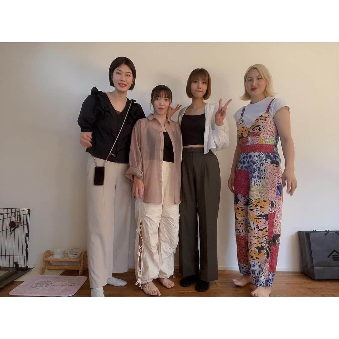 小池杏菜さんのインスタグラム写真 - (小池杏菜Instagram)「同期。 こんな写真沢山撮ったのも、 涙出るぐらい笑ったのも久々で、 飽きない人達だなぁ〜って。 昔の写真見返したら、 4人でめっちゃ出かけてて、 またみんなで集まれるなんて。 エモ(byでらゆ)  #3年後まばの自慢話」7月20日 17時51分 - ancoromochi1216