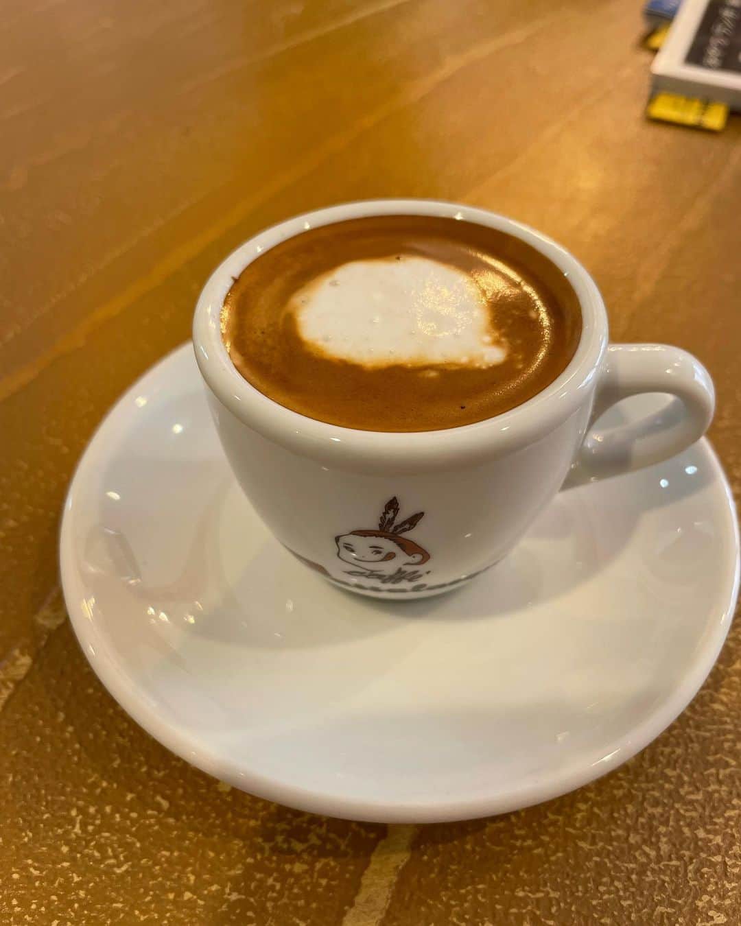 黒山健一さんのインスタグラム写真 - (黒山健一Instagram)「Good coffee time 👍  #chebontà  #ダルリッチョロ #coffeetime」7月20日 18時23分 - kenichi_kuroyama