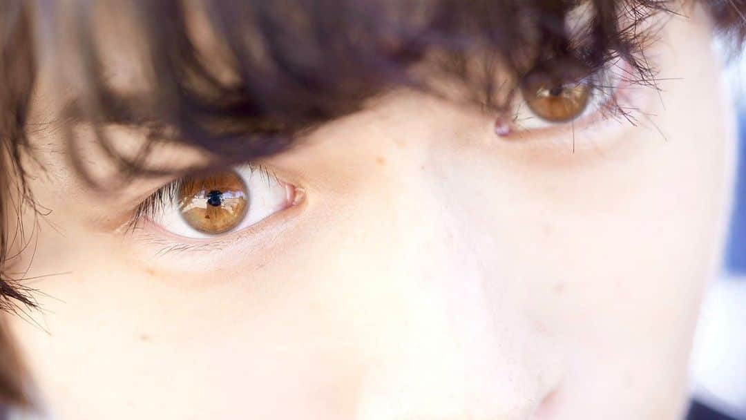 青木瞭さんのインスタグラム写真 - (青木瞭Instagram)「瞳の色が見たいと言われたのでどぞ🫡」7月20日 18時30分 - aoki__ryo