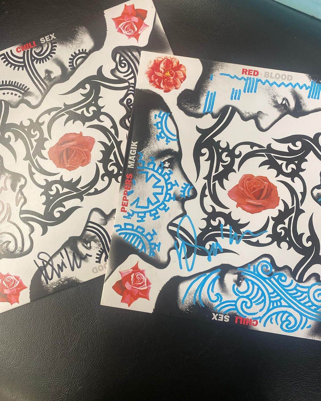 アムステルダム・タトゥー・ミュージアムのインスタグラム：「Signed and handpainted dm if intrested#in#rhcp#redhotchillipeppers #bloodsugarsexmagic」