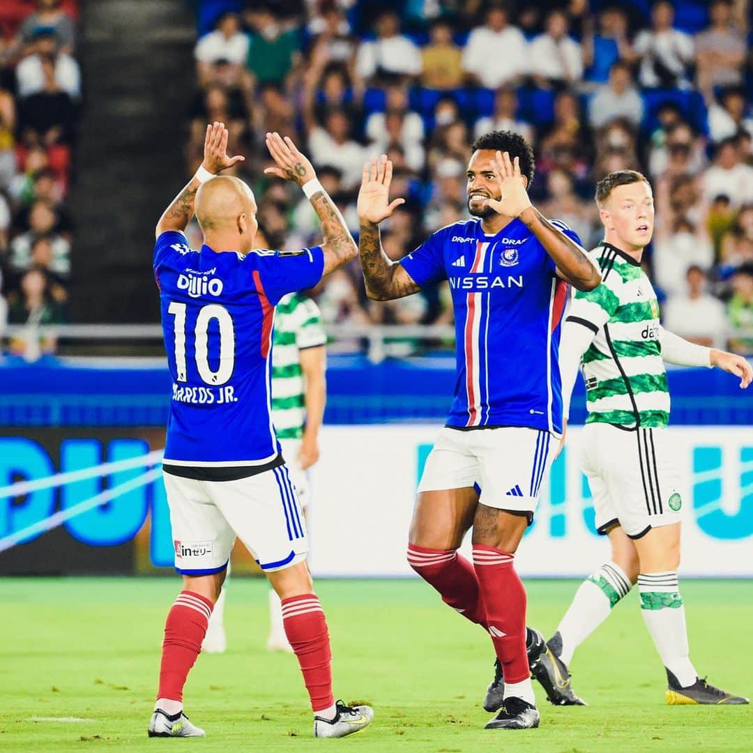 のインスタグラム：「@a_lopes93 ‘s opener ⚽️👏 #fmarinos #アンデルソンロペス」