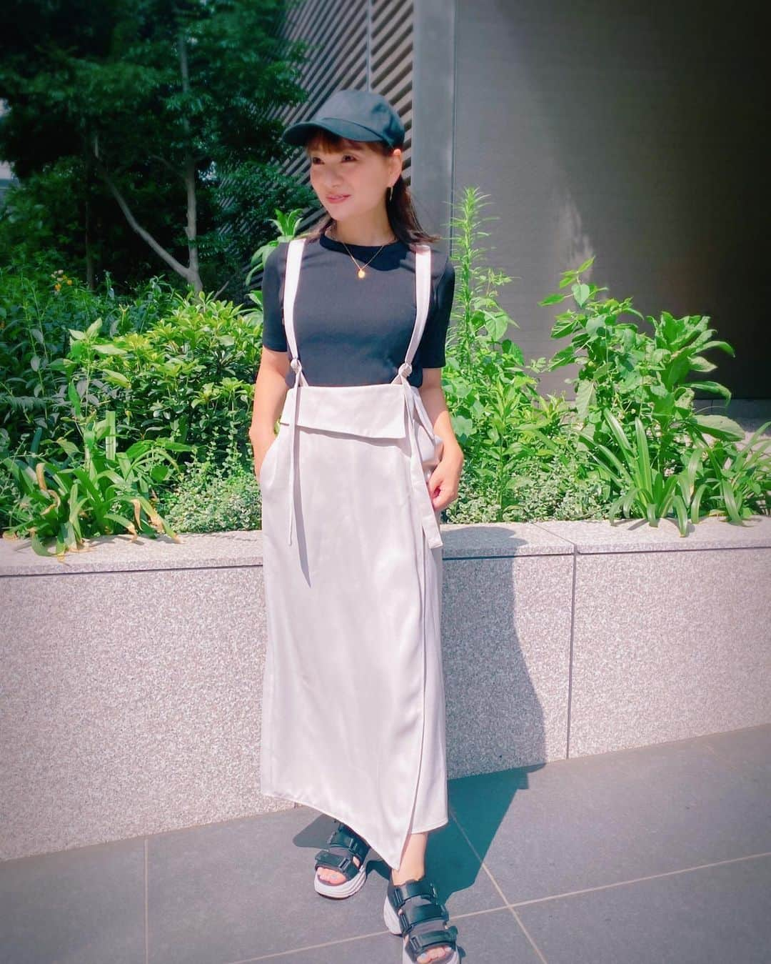 保田圭さんのインスタグラム写真 - (保田圭Instagram)「今日の私服♡  スカートは高橋愛ちゃんコラボアイテム 気に入りすぎてヘビロテ！  スカート以外はGU💜  #haco #lovepeaceproject  #gu  #愛ちゃんありがとう  @i_am_takahashi」7月20日 19時25分 - keiyasuda1206