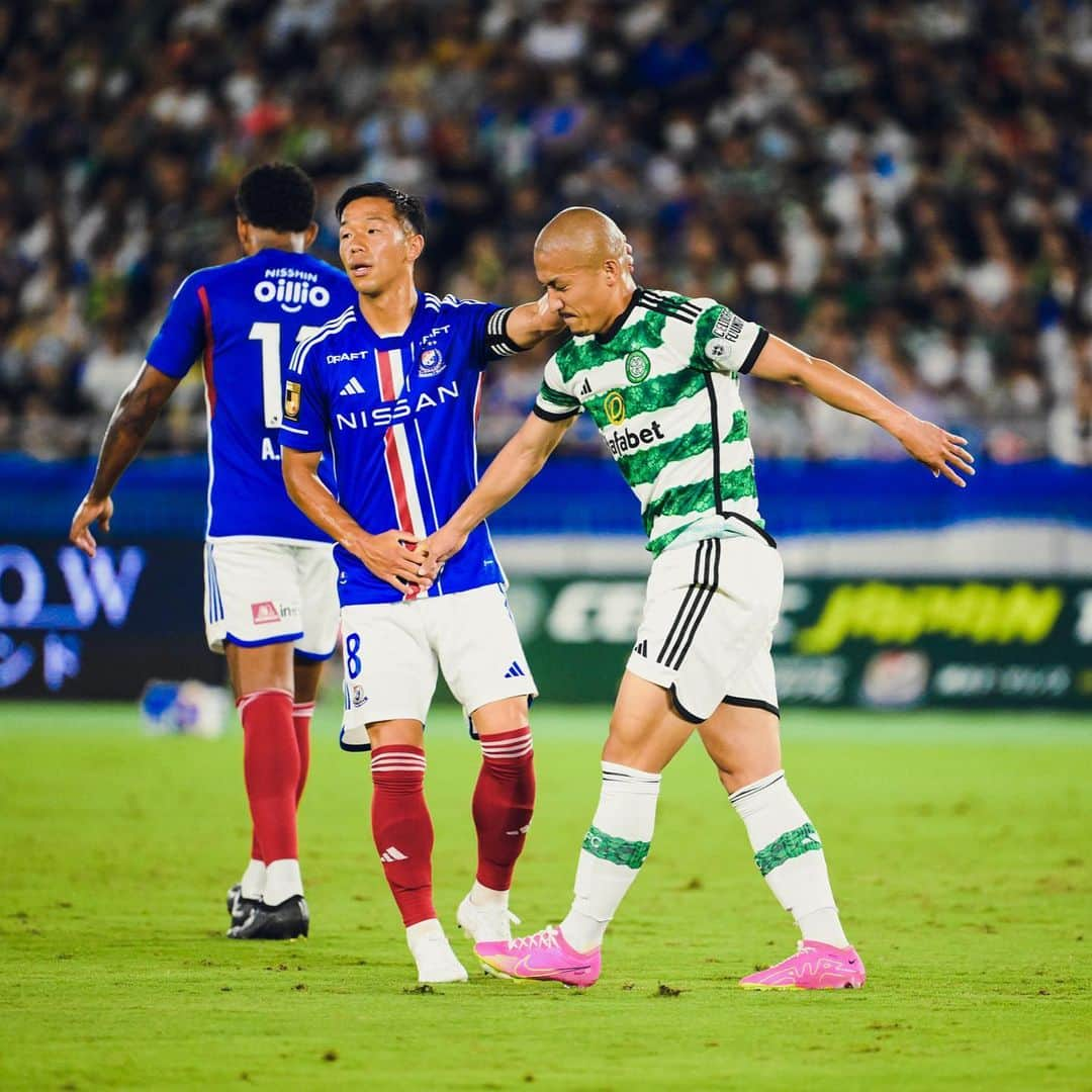 横浜F・マリノスさんのインスタグラム写真 - (横浜F・マリノスInstagram)「Catch up with this man again 🤝🔥 #fmarinos #喜田拓也 #前田大然」7月20日 19時18分 - yokohamaf.marinos