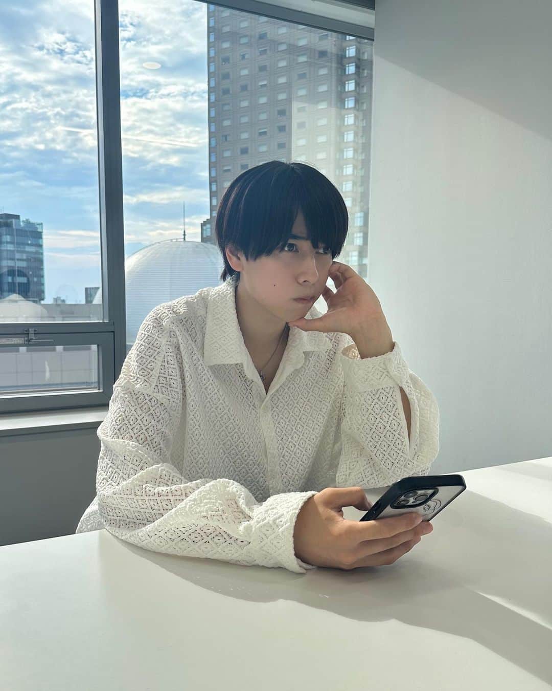 本島純政さんのインスタグラム写真 - (本島純政Instagram)「こういうシースルーシャツ流行ってますよね〜😶  みんなはどんな夏ファッションが好きですか？？」7月20日 19時24分 - junsei_motojima
