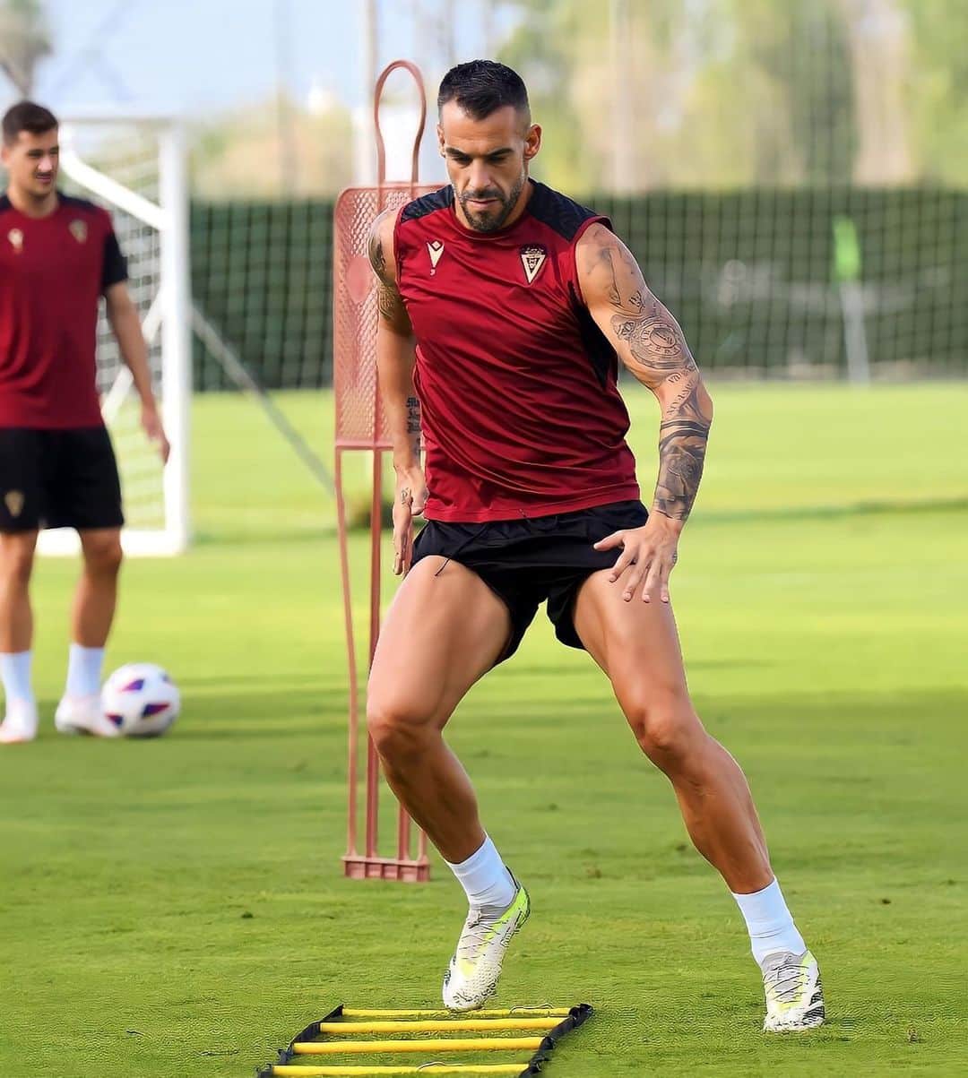 アルバロ・ネグレドのインスタグラム：「Stage de pretemporada! ⚽️☀️ #AN9」