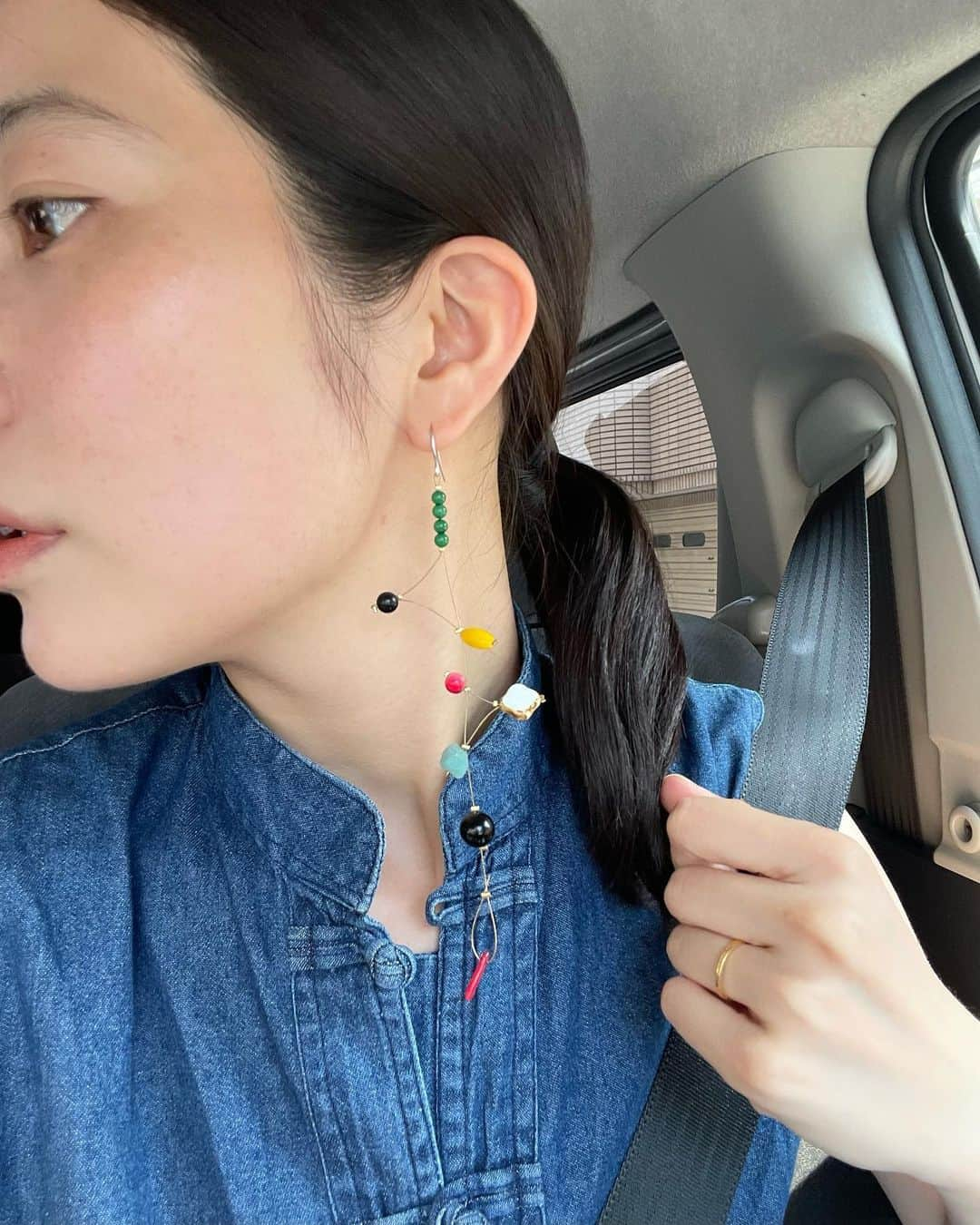 haru.さんのインスタグラム写真 - (haru.Instagram)「so many people asked me about this earring…so, here it is!  super cute gift arrived from Taiwan ( σ̴̶̷̤. σ̴̶̷̤ )🍈🇹🇼  thank you so much @mistyfountain ✴︎ @mistyava   会う人みんなが褒めてくれるピアスは台湾のアーティストのものです𖧧 ˒˒ 揺れるたびうれしい~~ 現場から現場へﾄﾞﾅﾄﾞﾅしてばっかりだったけどｸﾘｰﾑｿｰﾀﾞでちゃんと夏した」7月20日 20時08分 - hahaharu777