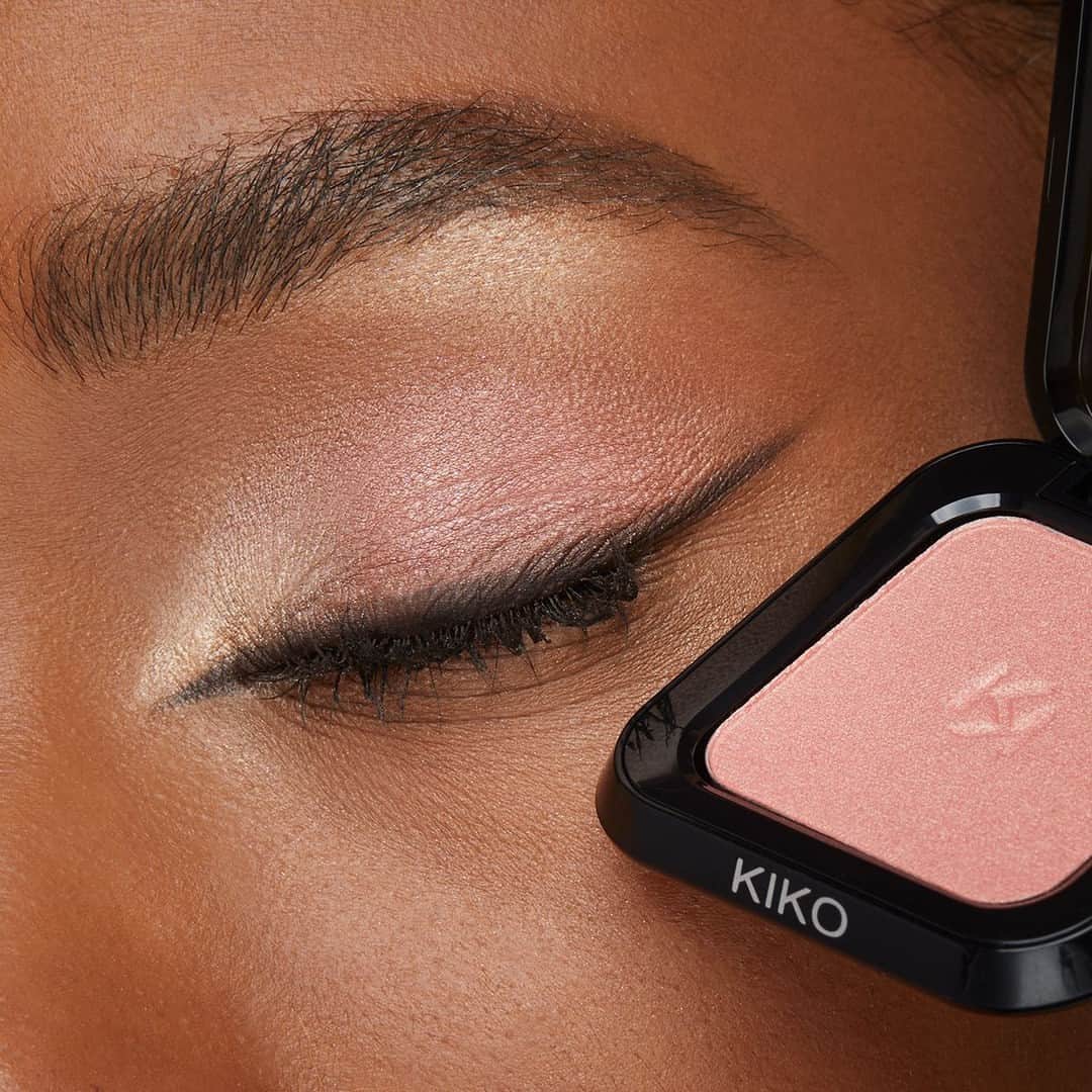 KIKO MILANOさんのインスタグラム写真 - (KIKO MILANOInstagram)「We’re feeling pretty today with this rosy hue 🌸 Looking for a different colour? We’ve still got you covered - our High Pigment Eyeshadows come in 59 different shades! 🎨⁣ ⁣ #KIKOEyes #eyeshadow #eyeshadowlook #pinkeyeshadow #summermakeup ⁣ ⁣ High Pigment Eyeshadow 55, 57, 61 - Lasting Precision Automatic Eyeliner And Khôl 16 - Extra Volume Wash Off Mascara - Eyebrow Designer Gel Mascara - Skin Tone Concealer 09⁣」7月20日 20時20分 - kikomilano
