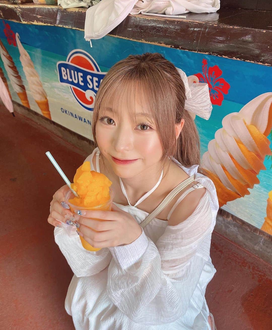 美南れなのインスタグラム：「🥭🥤」