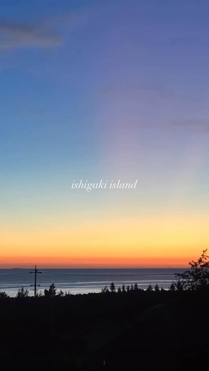 鈴木あやのインスタグラム：「石垣島の美しい夏🏝️🧡 私なりな石垣島のおすすめスポットはストーリーズアーカイブに残してるよ🌈  #ishigaki #ishigakiisland #ishigakijima #石垣島 #石垣 #石垣島移住 #八重山 #八重山諸島 #🏝️」
