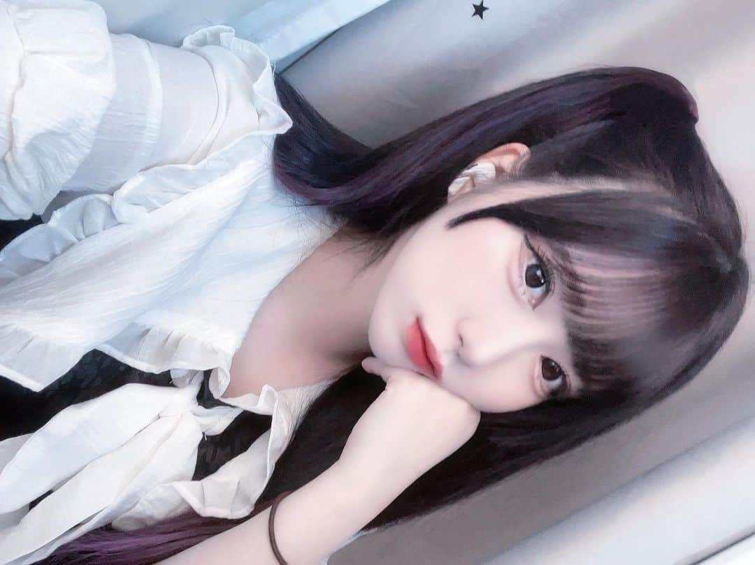 水野愛理さんのインスタグラム写真 - (水野愛理Instagram)「^._.^  ・  ・  ・  ・  ・  ・  ・  ・  #アイドル #idol  #ヘアアレンジ  #ヘアカラー  #ヘアアレンジ簡単  #ロング #エクステ  #自撮り #自撮り女子  #他撮り #雰囲気好きな人いいね  #雰囲気  #雰囲気女子  #量産 #量産型ヲタク  #量産型  #地雷系女子  #地雷」7月20日 20時50分 - mizunoairi_ske48