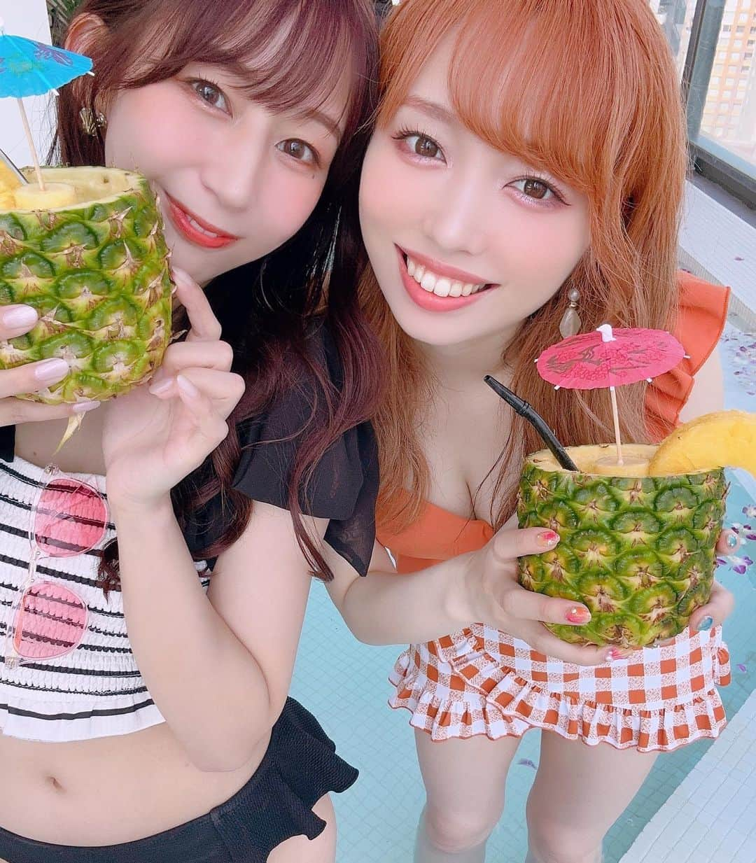 やっこさんのインスタグラム写真 - (やっこInstagram)「⛱️⛱️⛱️ ⁡ ⁡ ⁡ ⁡ プールいってきたよん🍍❕ 久しぶりに入った、、、、🫰🏻  ⁡ 水着 @chico__official___  イヤリング @liquem.tokyo  サングラス バッグ @shein_japan   ⁡ モノトーンの水着着たかったからうれしい🥺 写真めーっちゃ撮ったので、 またのせます♡♡ ⁡ あいまなたくさん撮ってくれてありがとう🥹！ ⁡ ⁡ ⁡ ⁡ ⁡ #プール #水着 #swimwear #chico #soak #liquem #都内プール #shein #シーイン」7月20日 23時36分 - yakko928