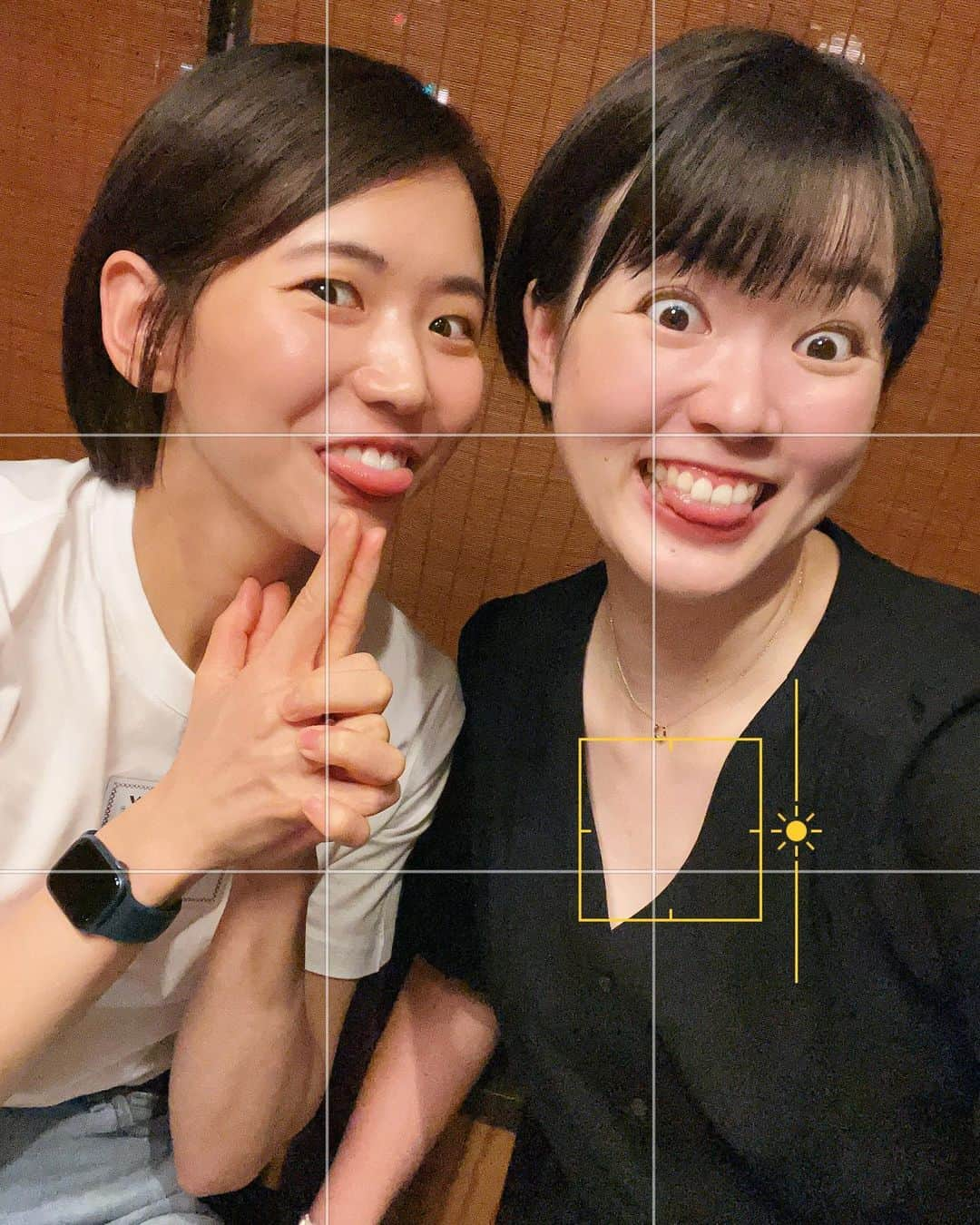 古賀紗理那さんのインスタグラム写真 - (古賀紗理那Instagram)「. 1年に1回しか会えなくなってきた 白井さん🥹 一生喋るおもしろい白井家の皆さん☺️ おかげでお腹痛いですw . 楽しい時間でした🫶 @misaki.shirai  カメラ向けられると変な顔しちゃう白井さん。変顔率の方が高い🤦‍♀️w」7月20日 23時37分 - sarina.koga